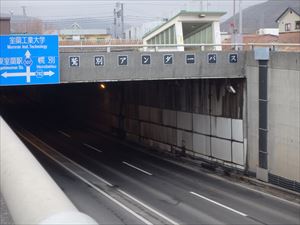 鷲別アンダーパス 歩道は無い