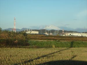 車から見えた 日本百名山の一つ 浅間山（2568m）だと思う