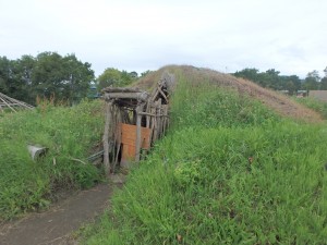 立派な竪穴住居