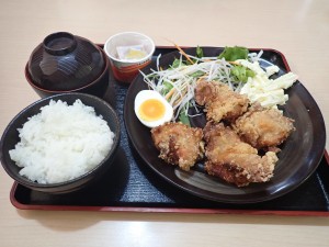 らんらん食堂にて