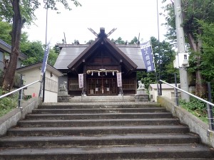 立派